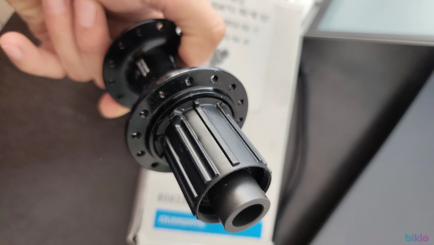 3. Butuc Shimano nou