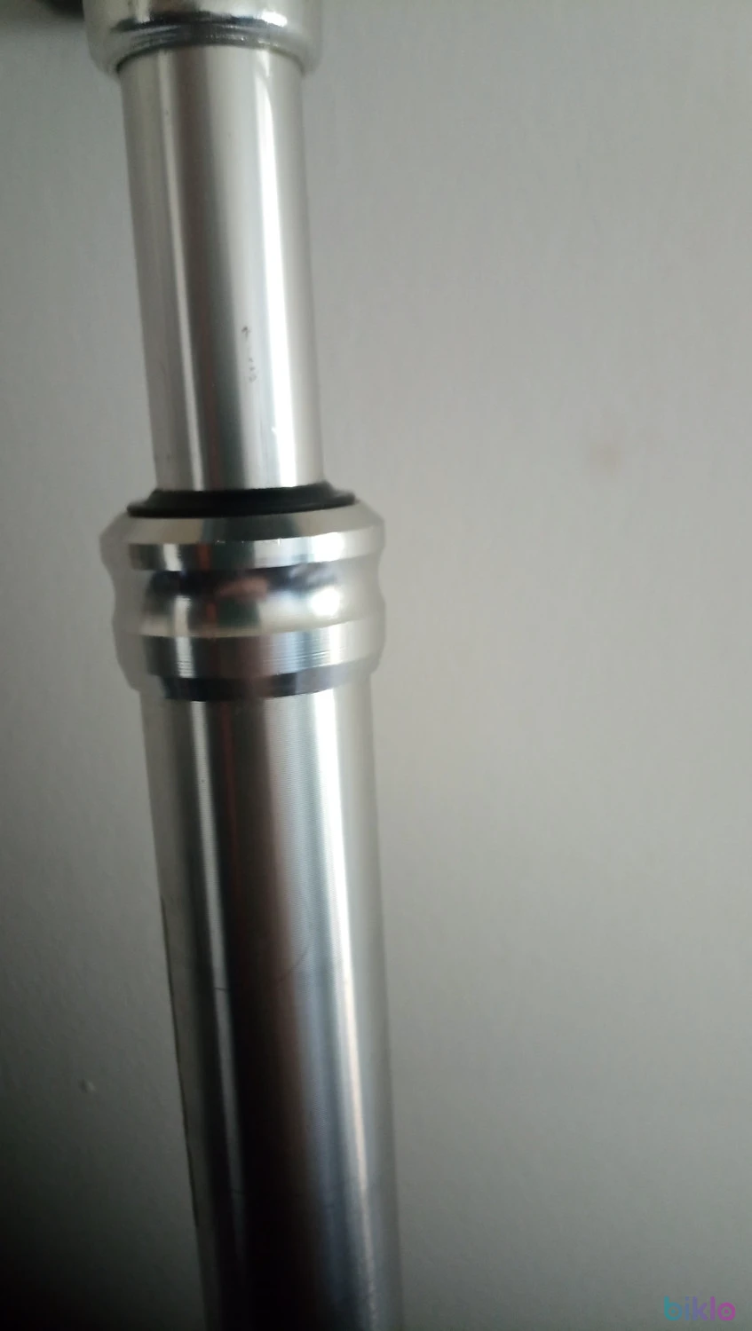 2. Vând tijă de șa telescopică marca ZOOM