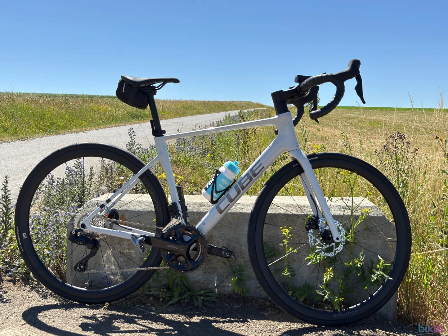 2. Cube Attain C:62 SLX Shimano 105 Di2 2x12 viteze
