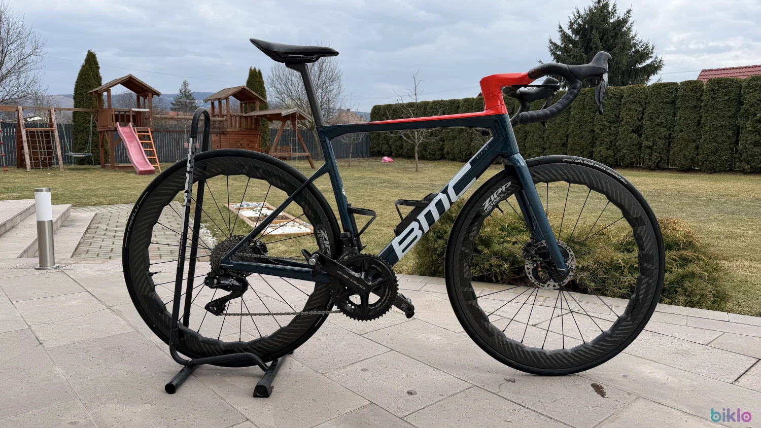 1. Cursiera BMC Teammachine SLR01 ONE 2022 full DuraAce Di2