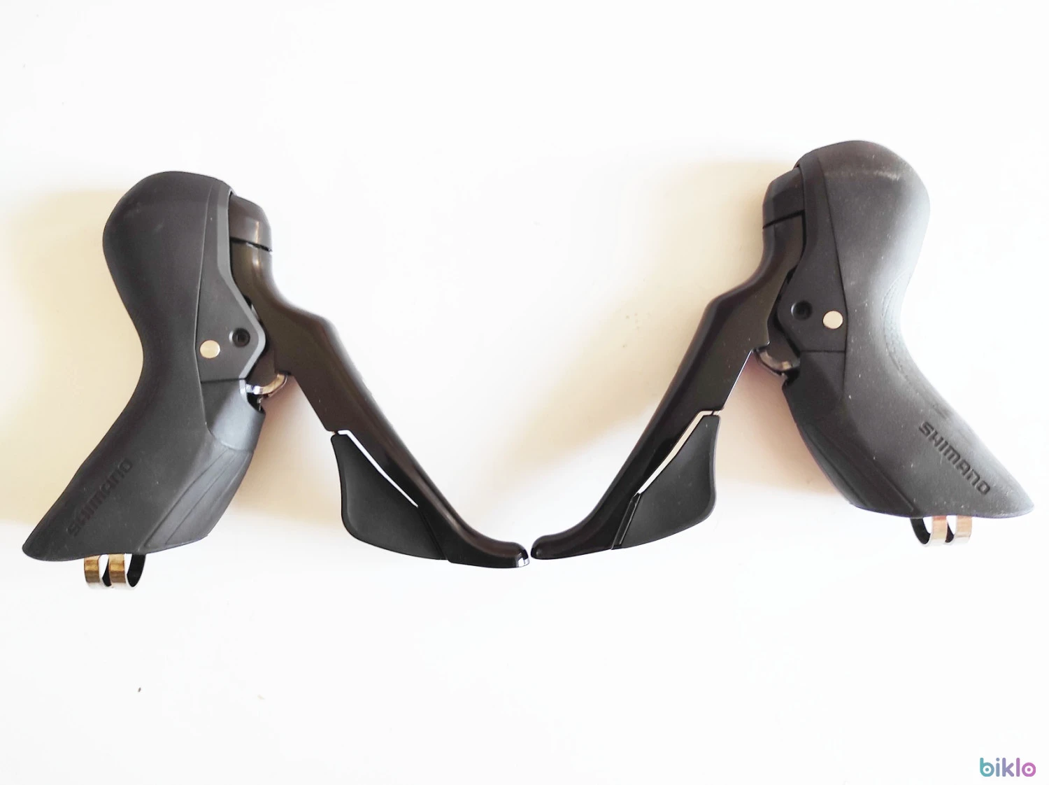 1. Manete schimbator/frana STI Shimano 105 ST-R7020 2x11 viteze noi