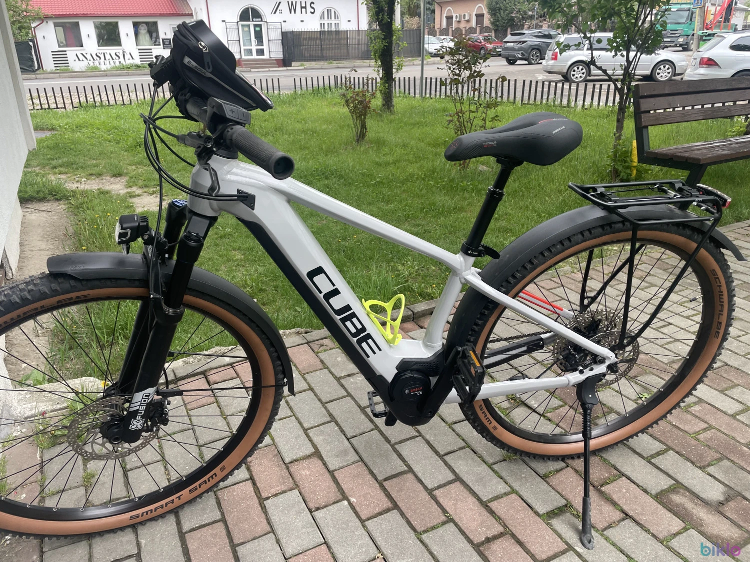 5. Bicicleta electrica Cube reaction pro