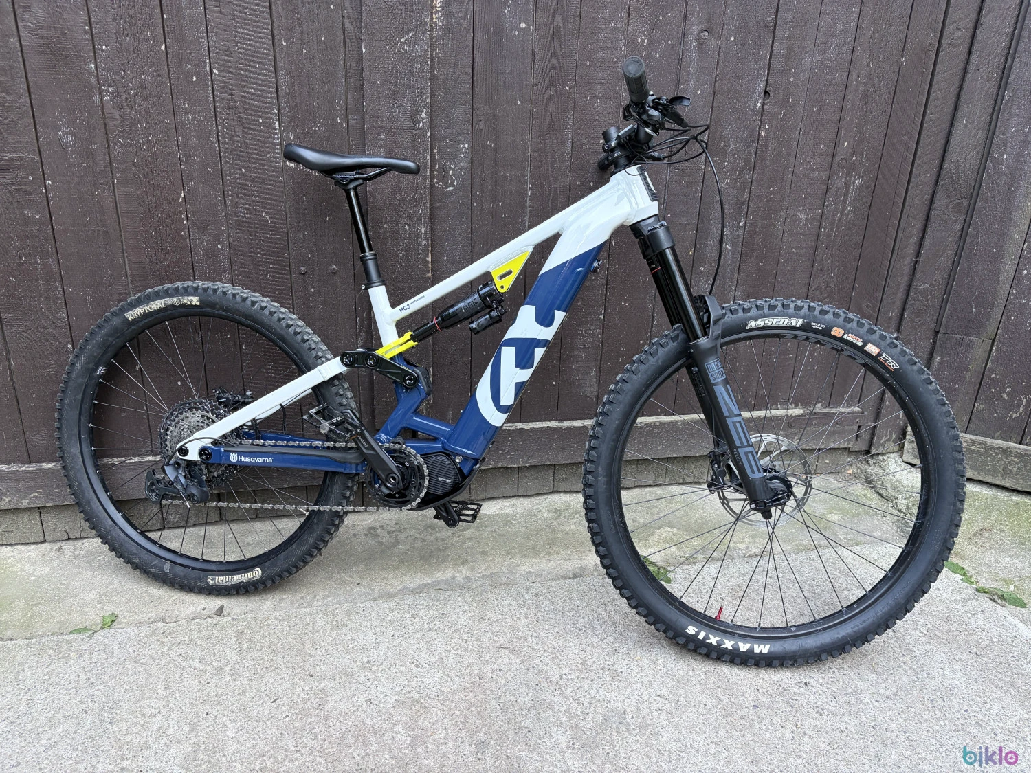 1. E-mtb enduro Husqvarna HC3 mullet