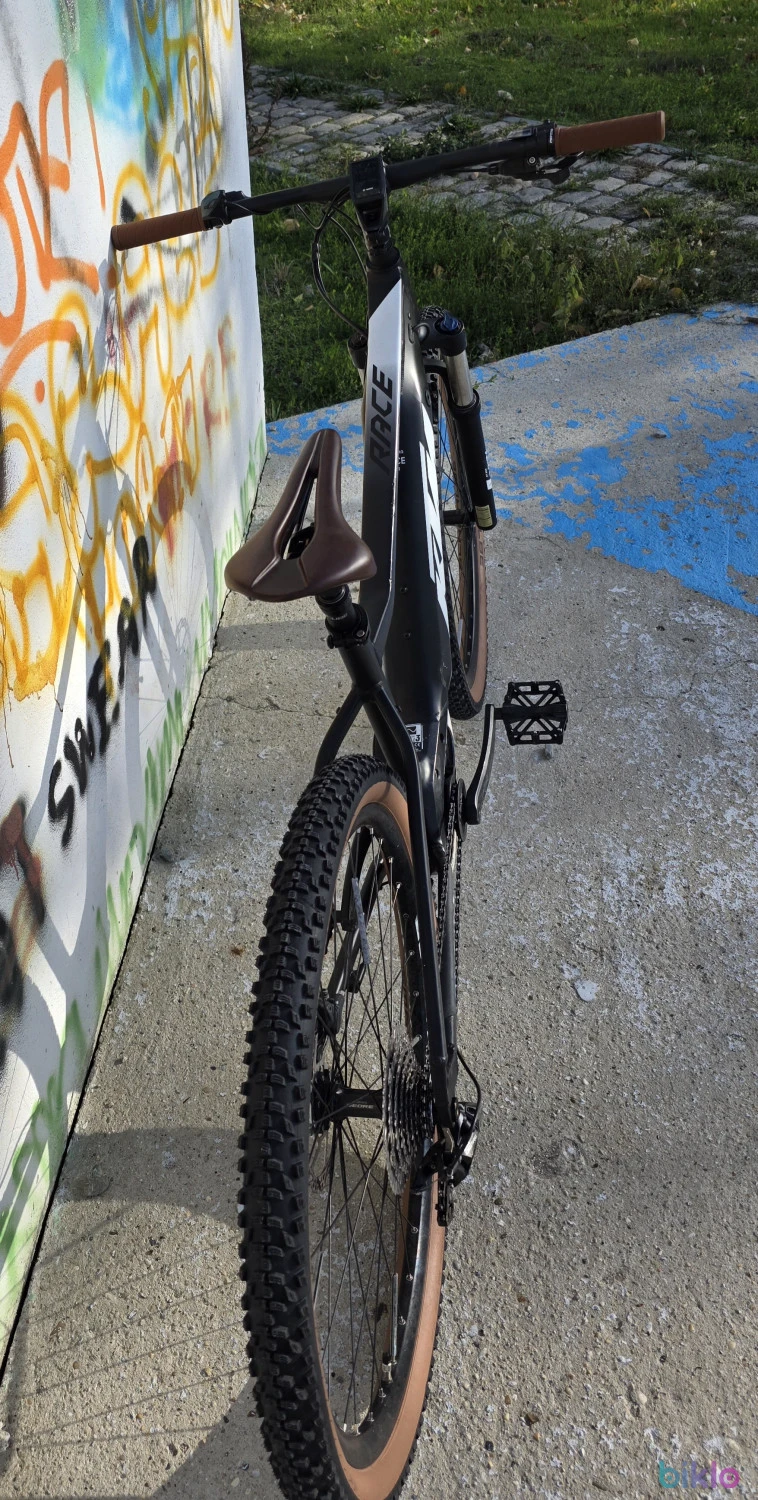 8. Ktm Race 294 ebike roti 29"