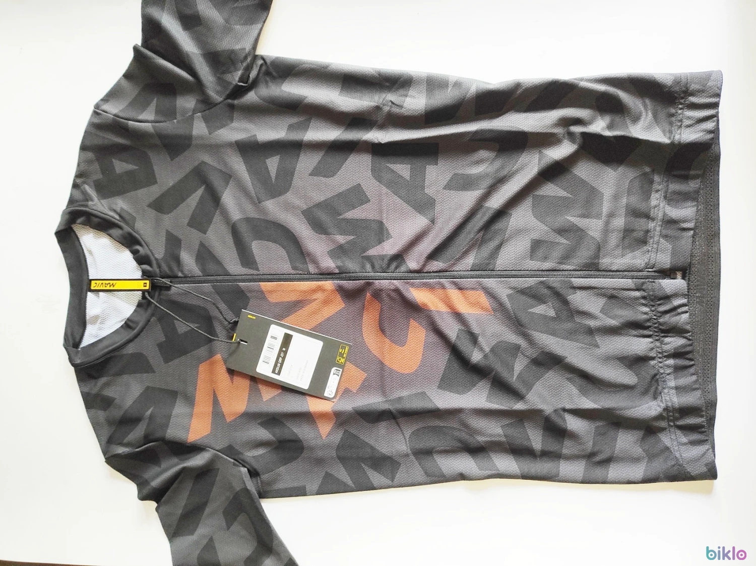 8. Tricou Mavic Aksium marimea S, nou