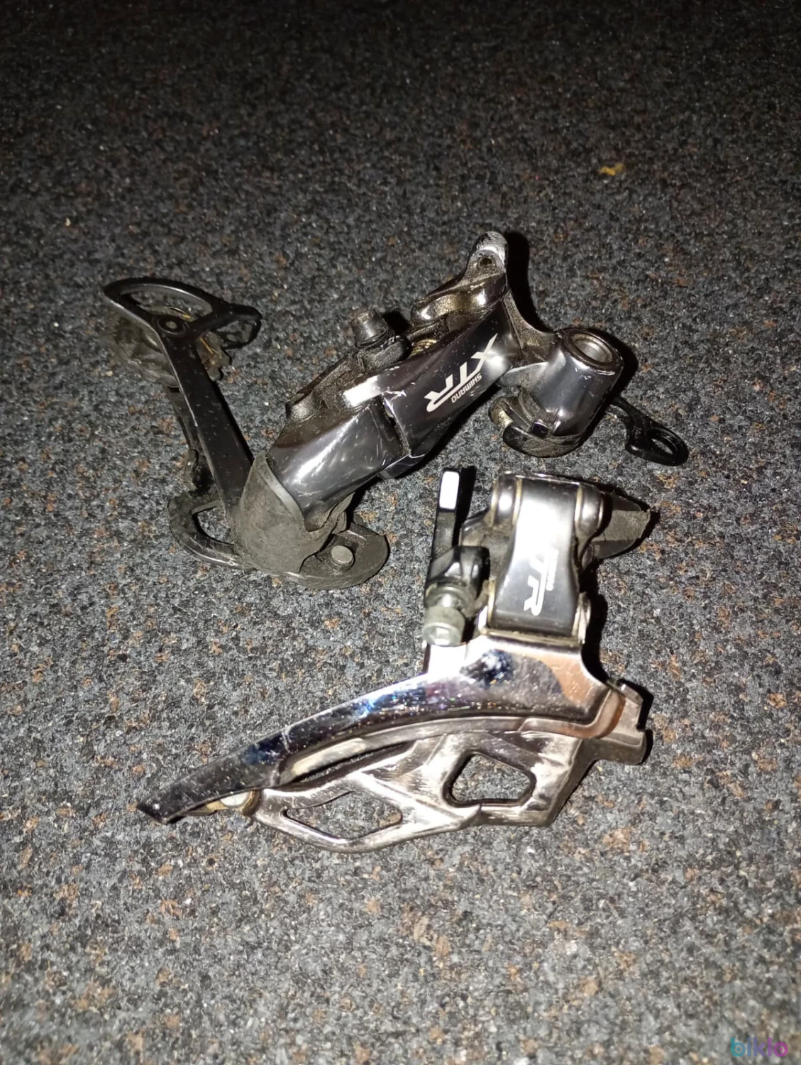 2. Deraior spate Shimano XTR 9 viteze arc negativ