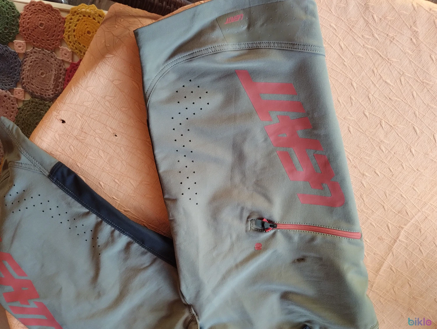 7. Leatt MTB Gravity 4.0