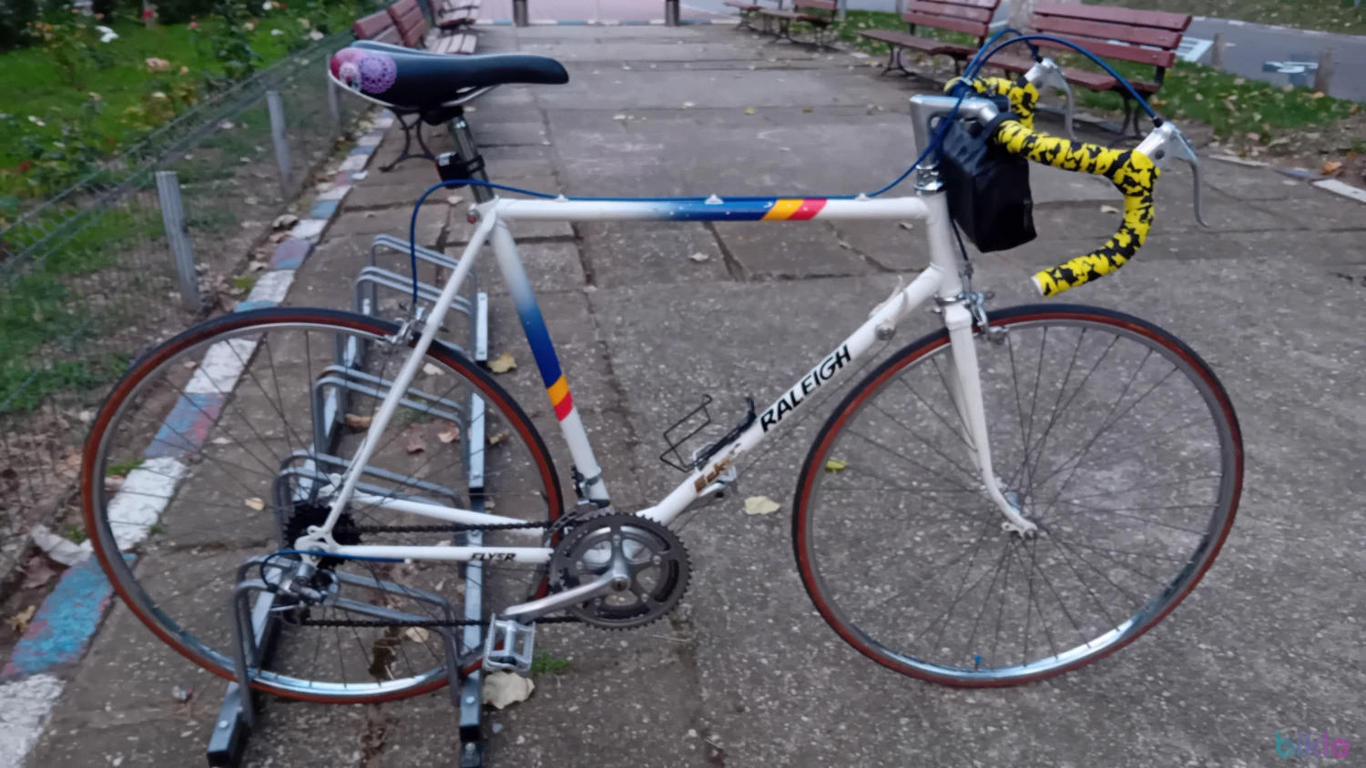 2. Raleigh vintage marimea L