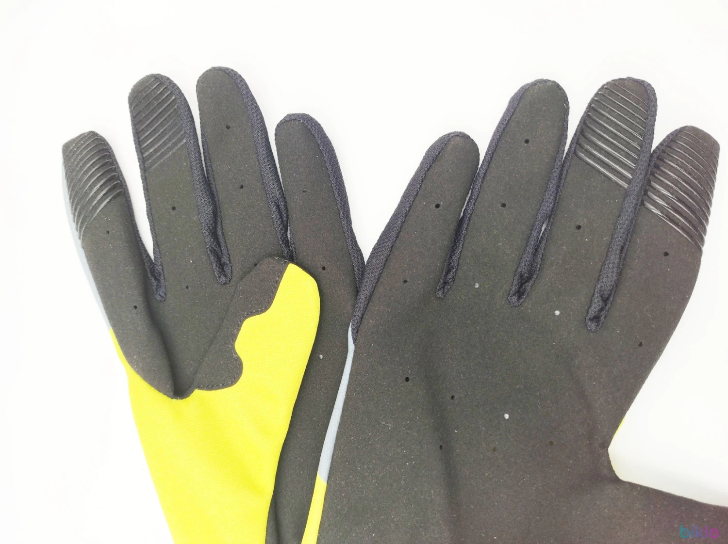 3. Manusi Mavic Deemax marimea XXL, noi