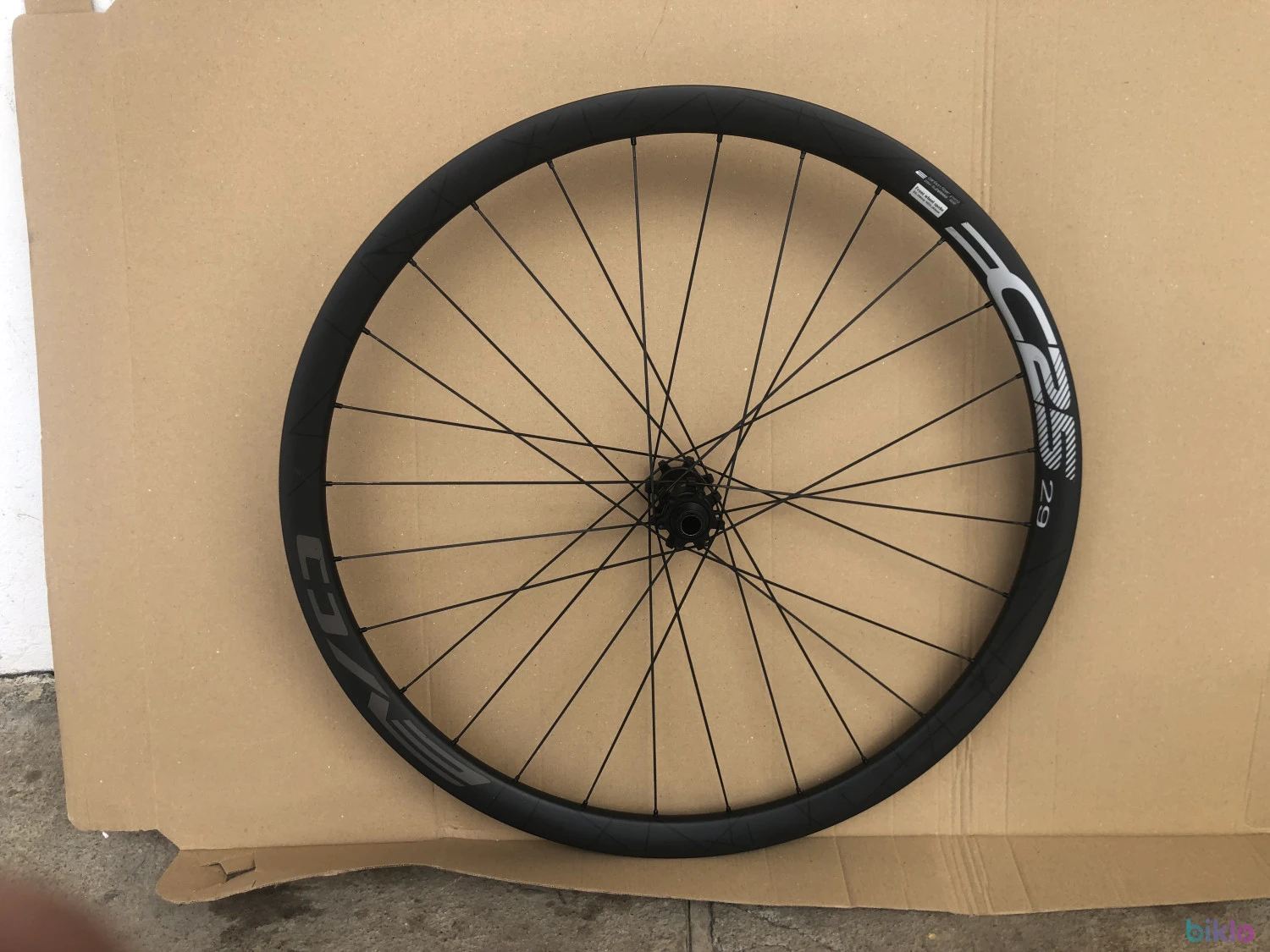 1. Roata fata carbon BH Evo XC25 boost 29