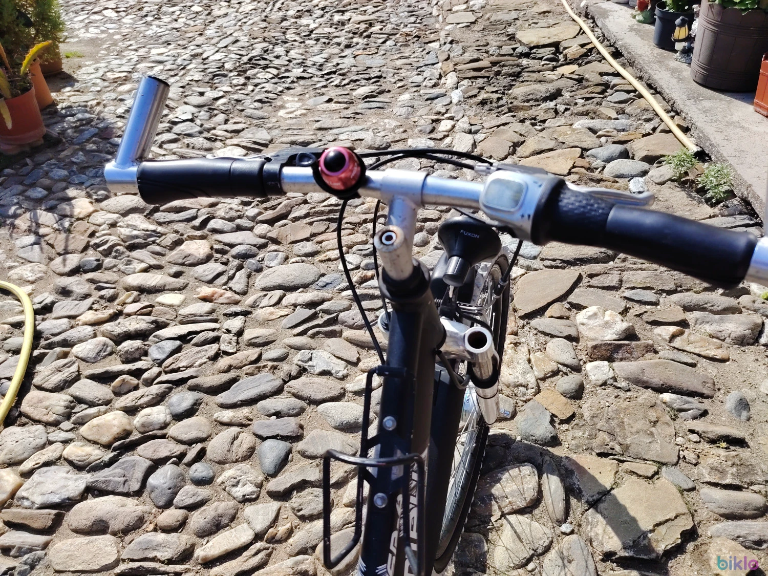 6. Bicicletă copii marca Triumph