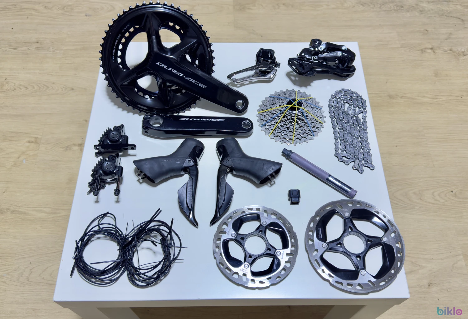 1. Groupset shimano dura ace di2 2x12 powermeter