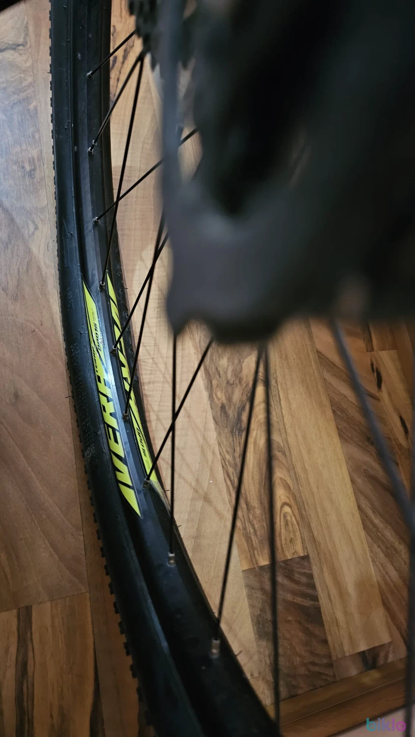 4. Bicicleta MTB Fuji stare buna 3x8 viteze