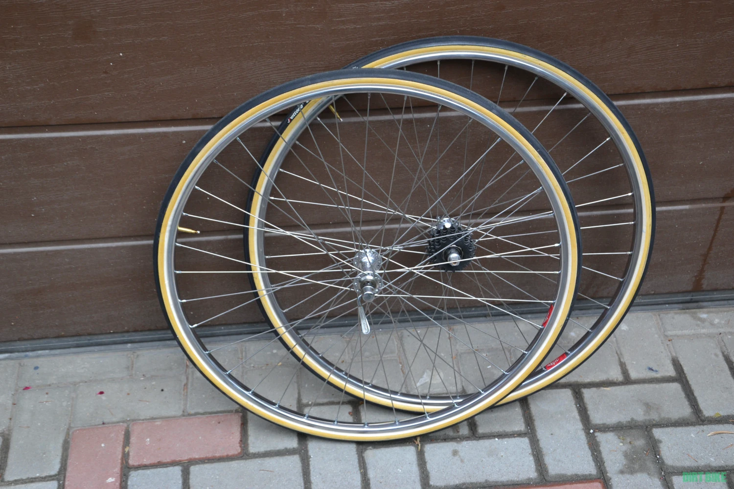5. Roti complete Shimano / mavic curse 1-st generation