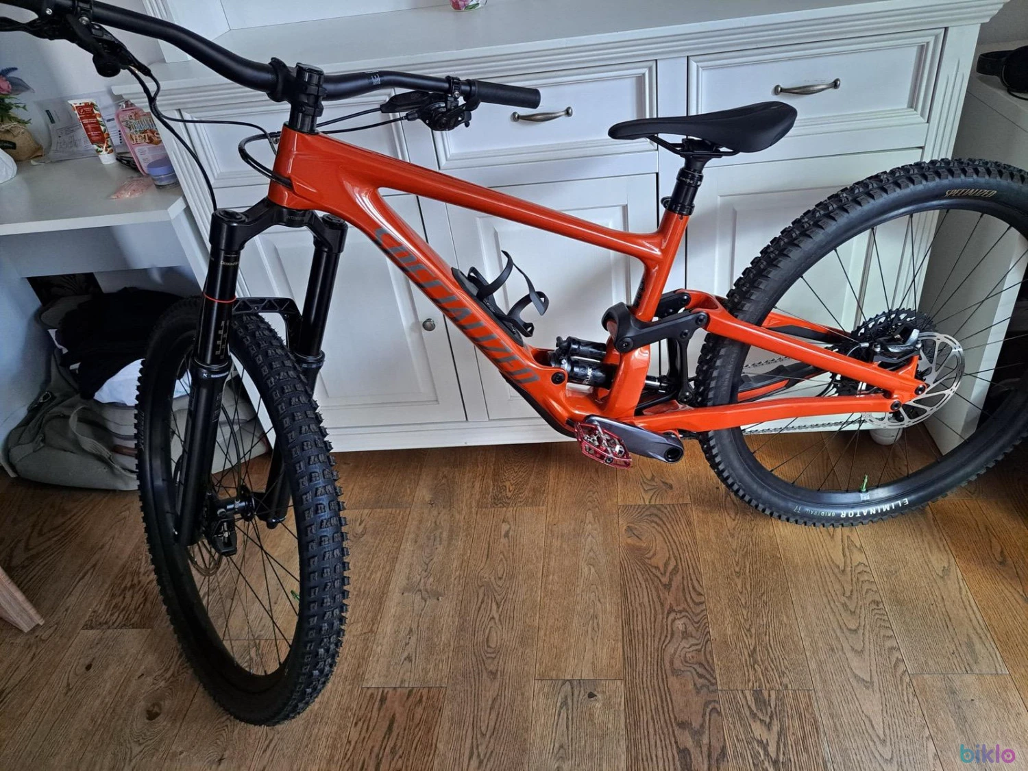 2. Vând Specialized Enduro Comp S3