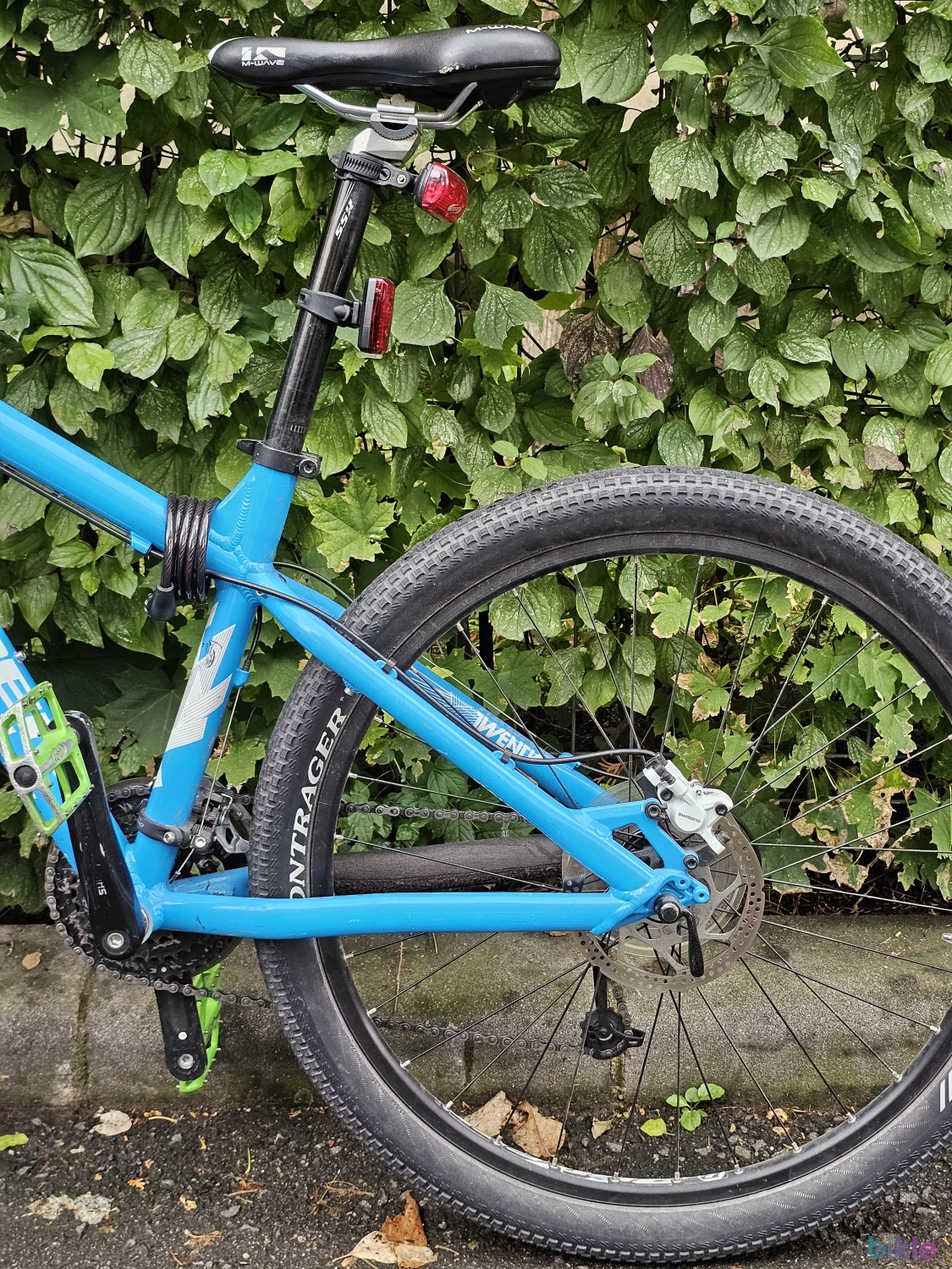 2. Bicicletă MTB Trek Wahoo 20, roți 26”, frâne disc, Shimano Deore/Alivio