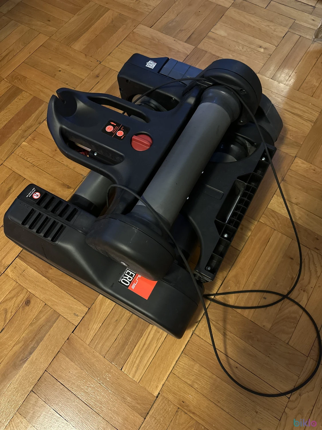 2. Elite Nero Roller