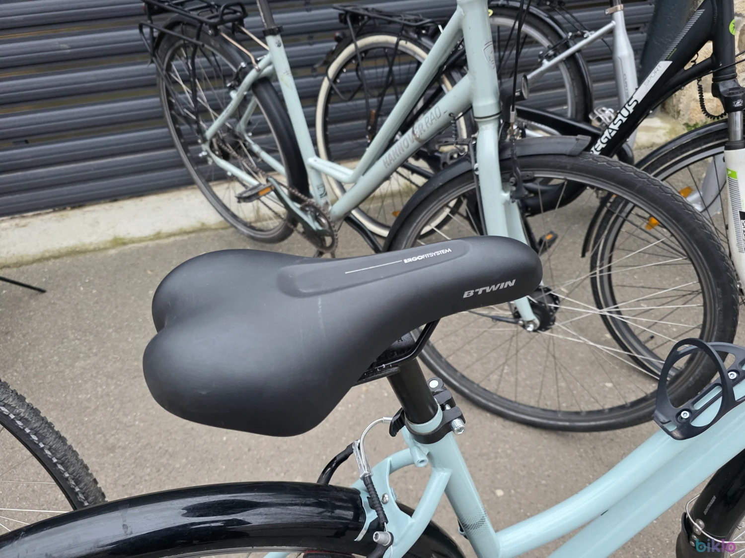 5. Bicicleta dama Riverside roti 28"