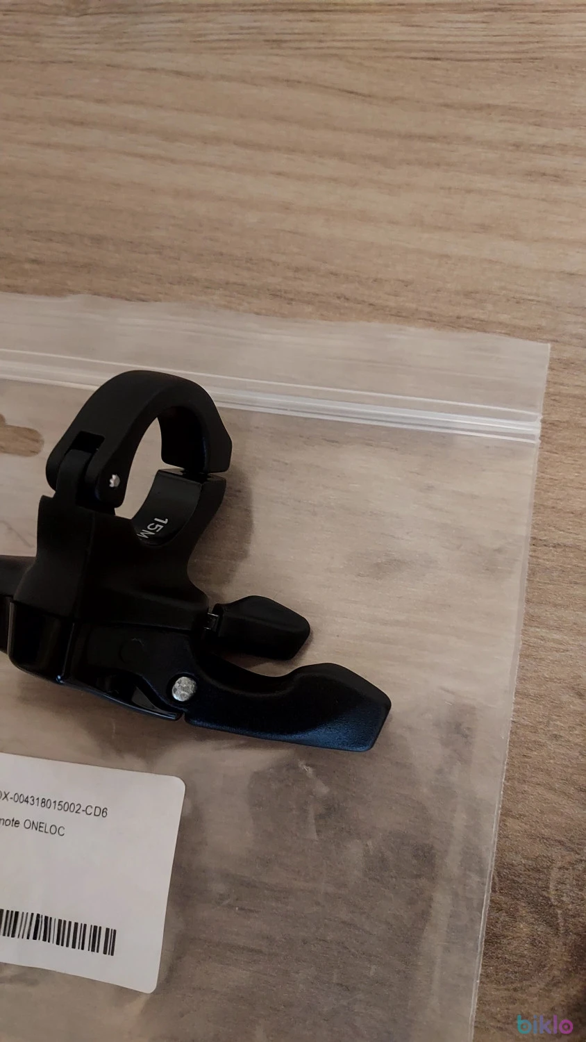 3. ROCKSHOX Remote OneLoc Lever left down | right up