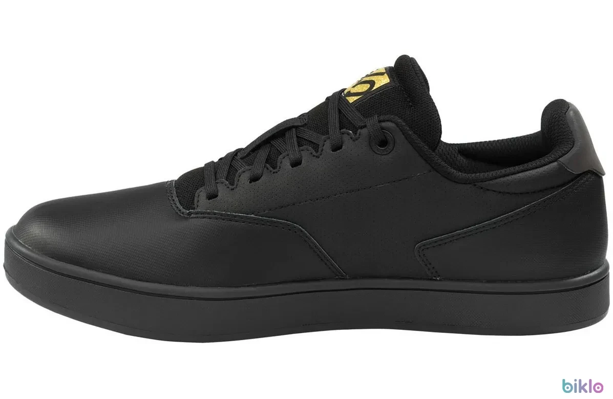 5. NOU! Pantofi Five Ten 5.10 District Clipless - SPD