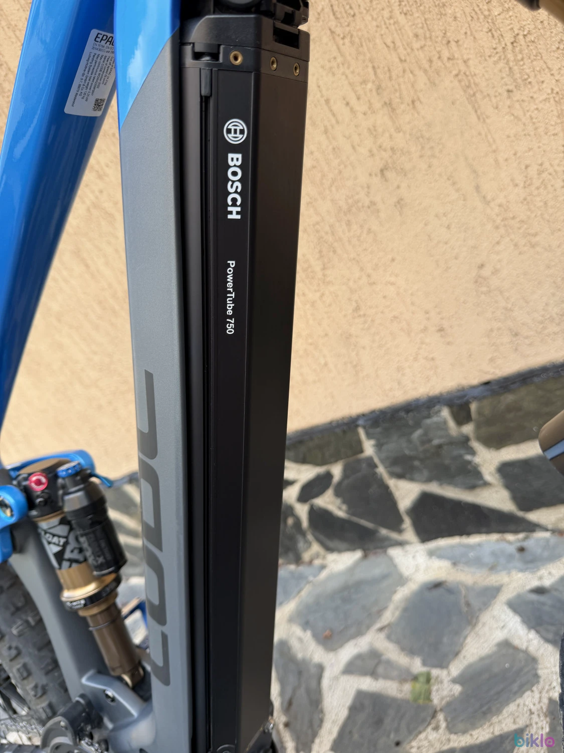 22. Bicicleta Electrica Cube Stereo Hybrid 160 HPC Actionteam 750 27.5