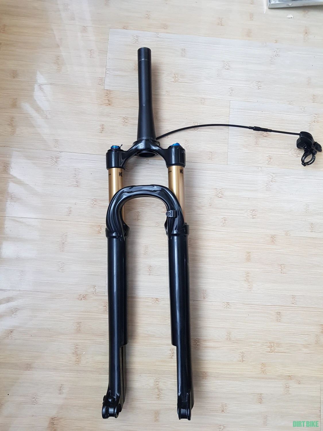 2. Furca FOX 32 Factory Kashima 2023 Remote