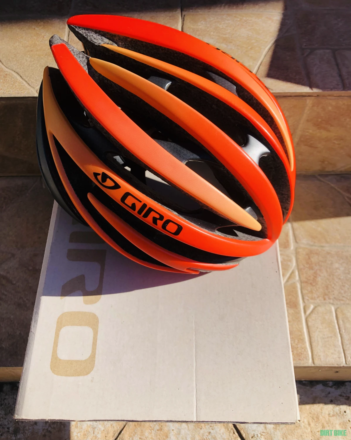 2. Giro Aeon - Road Bike Helmet M (55-59 cm)