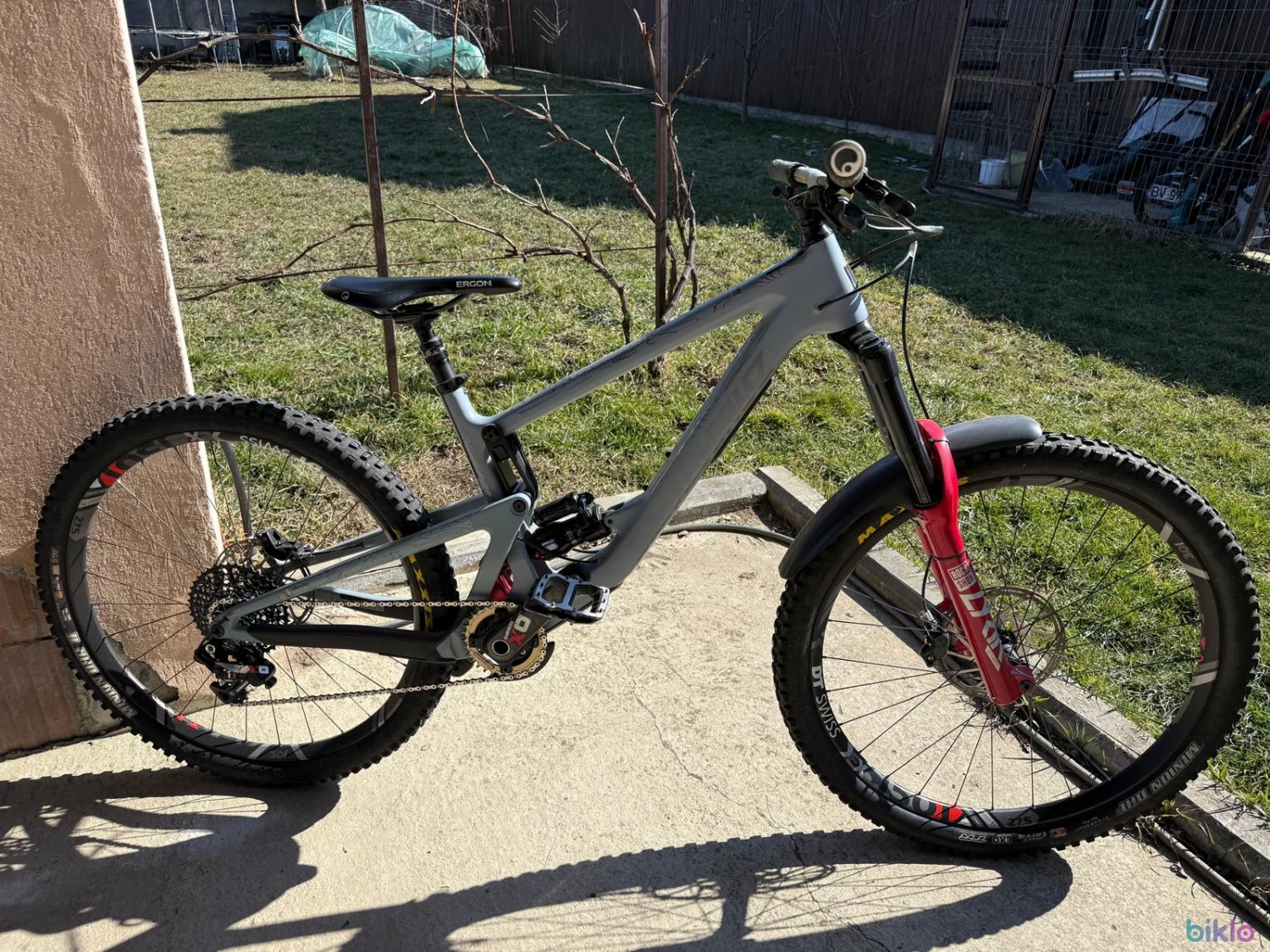 2. Vand Santa Cruz Bronson CC