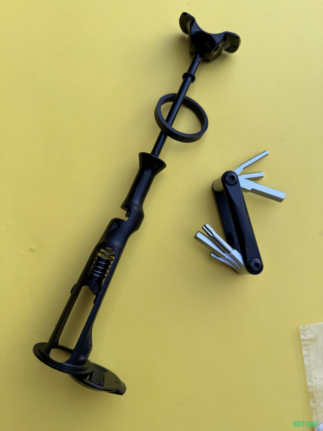 1. Kit reparatie Specialized SWAT Conceal Carry Tool