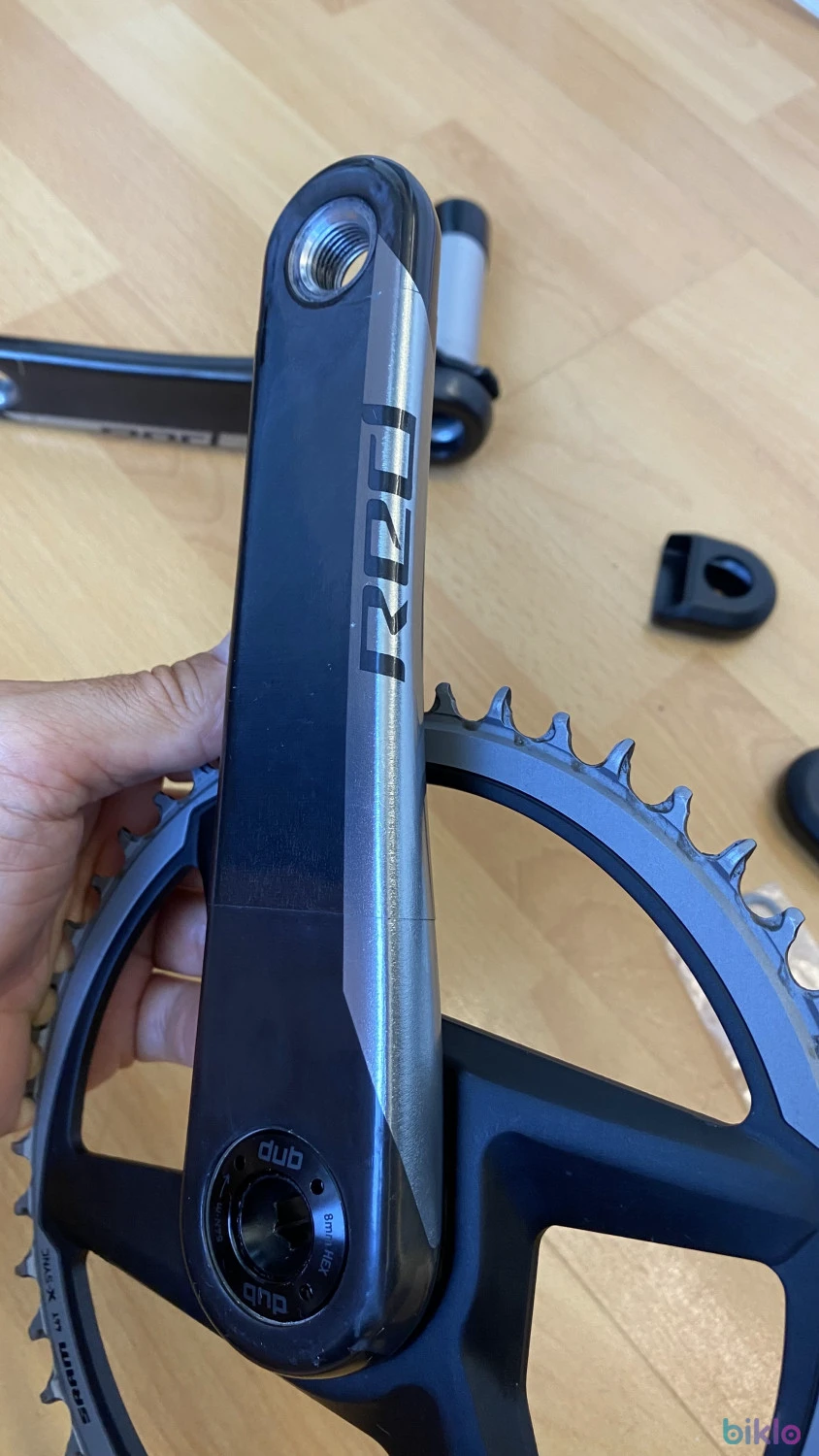 8. Sram Red AXS D1 46T 170mm DUB SL