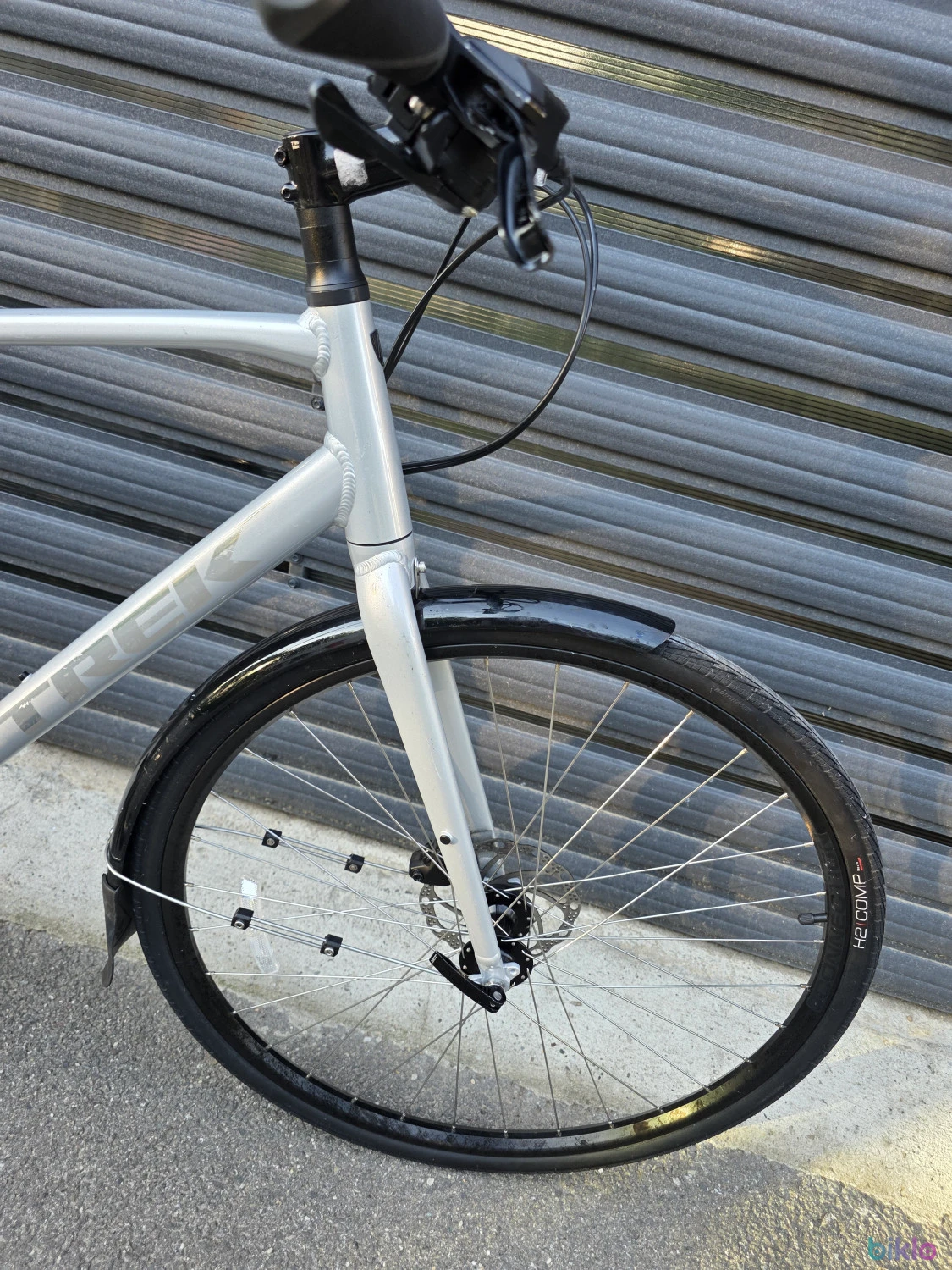 2. Trek FX2 citybike roti 28"