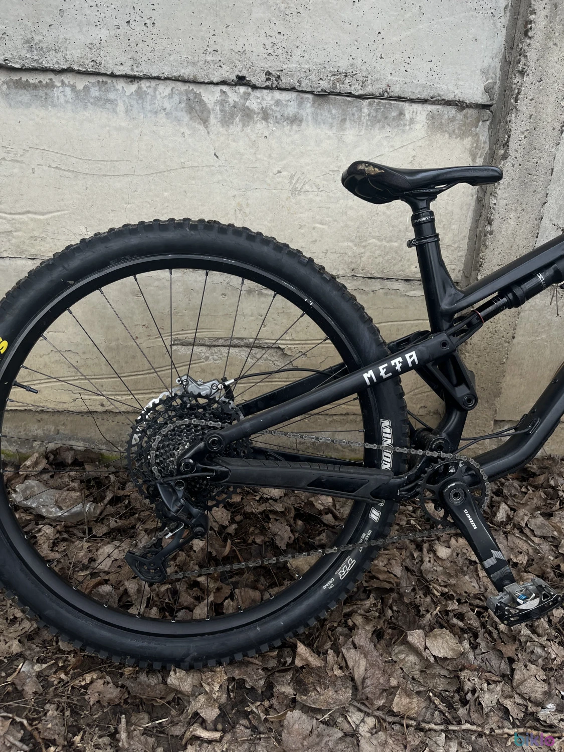 2. Commencal meta sx v4