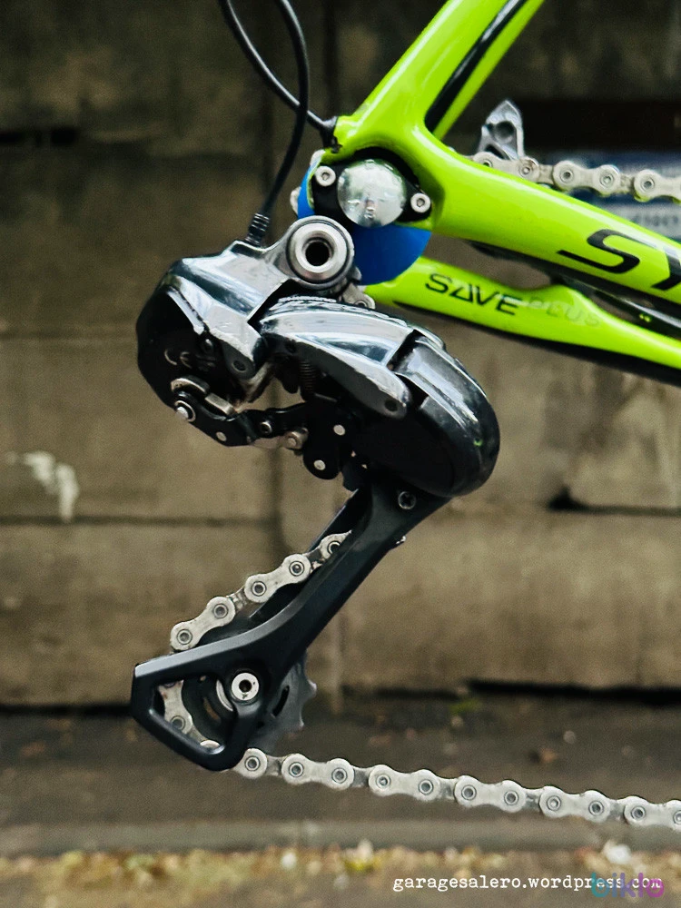 5. Groupset Shimano Di2 Cannondale Hollowgram