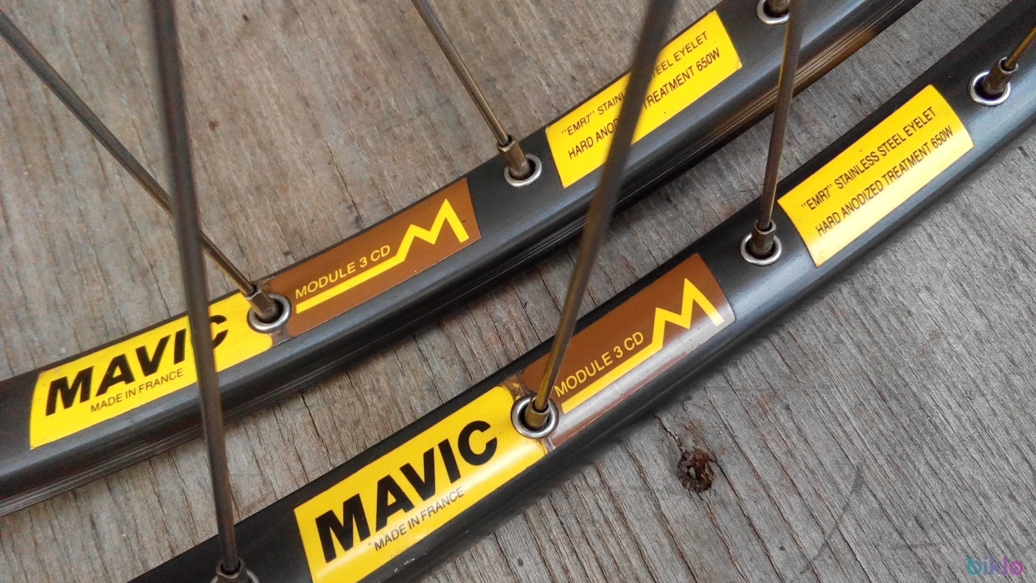 6. Set roti Mavic cursiera