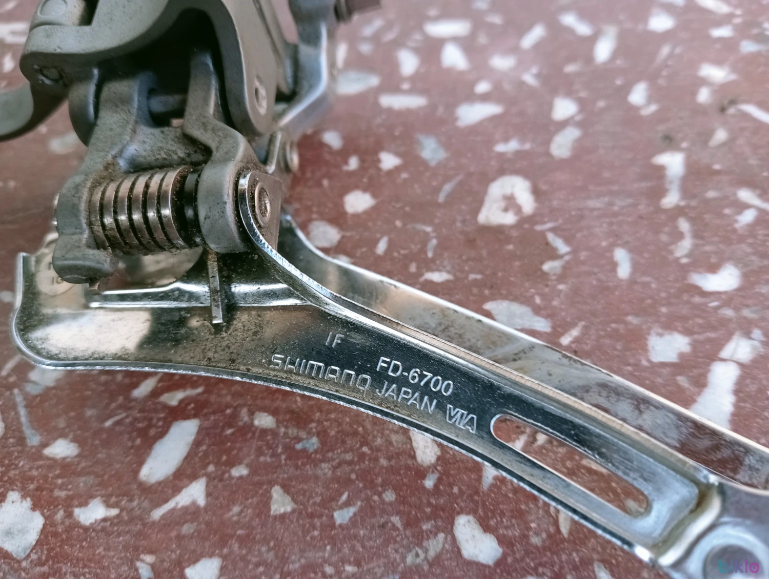 3. Schimbător cursieră de față Shimano Ultegra model FD-7600