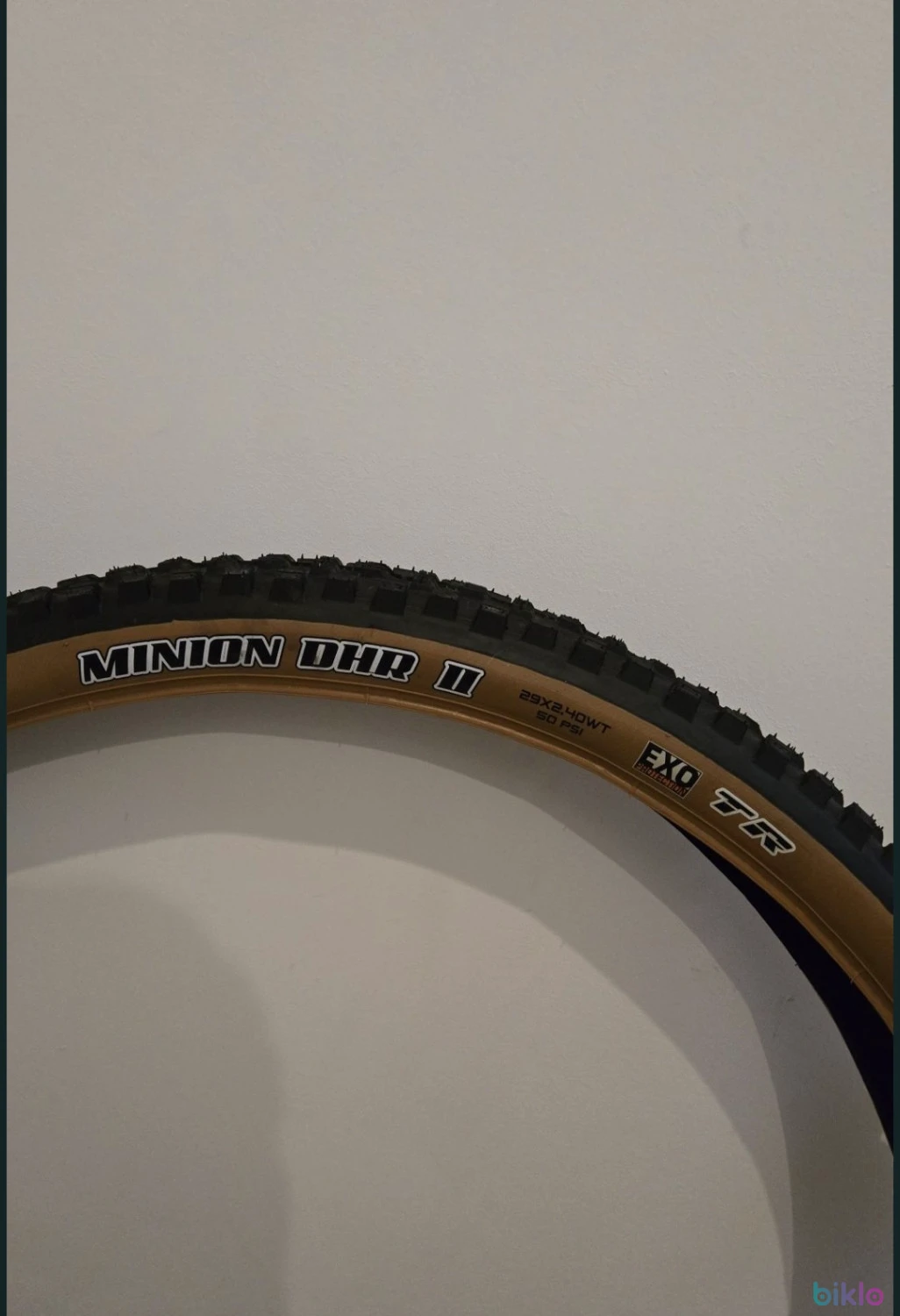 5. MAXXIS Minion DHR II 29x2.40 WT EXO TR