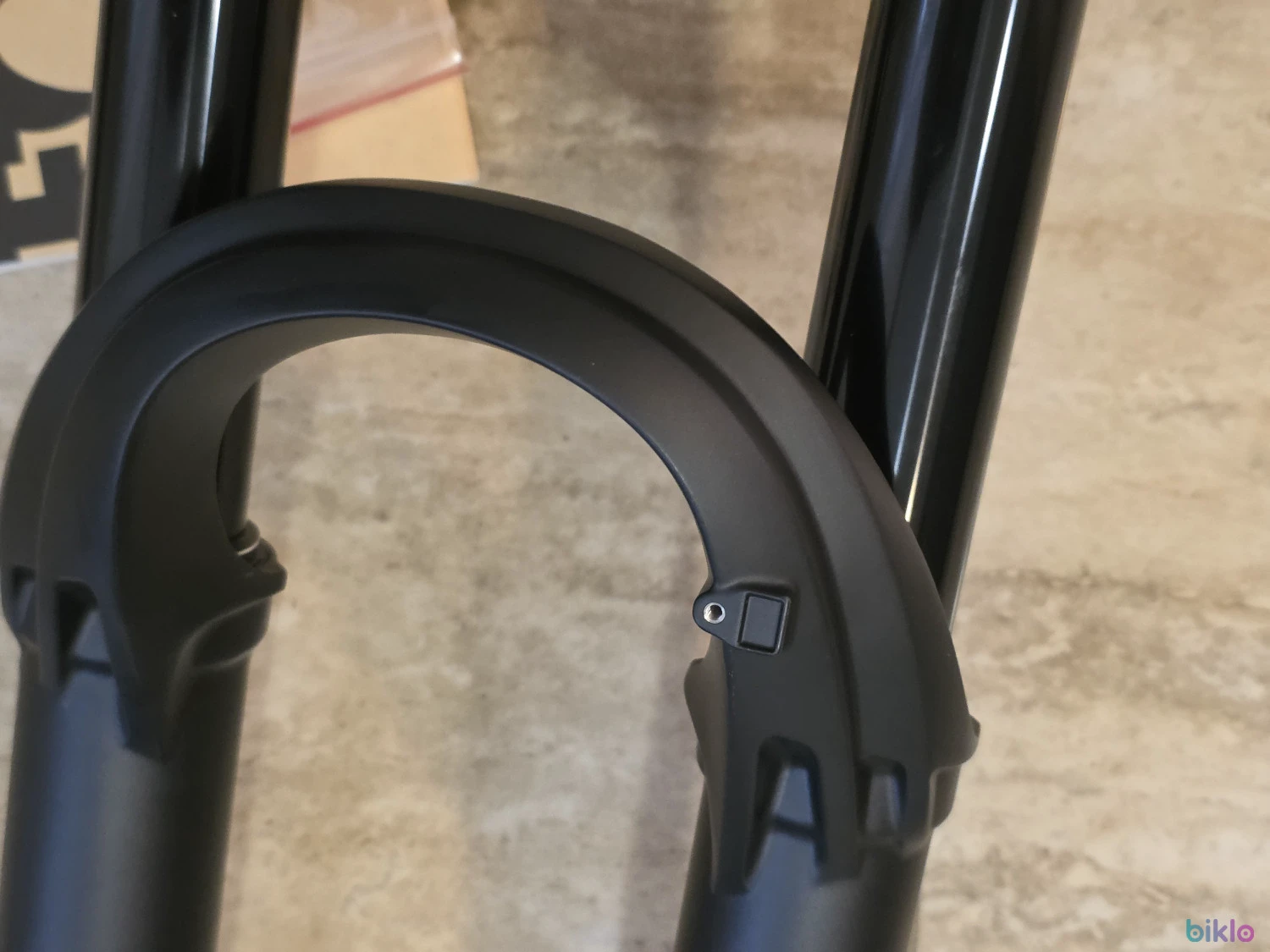 9. Furca Fox 38 Performance Grip E-Optimized Float 29-27.5+ 180mm