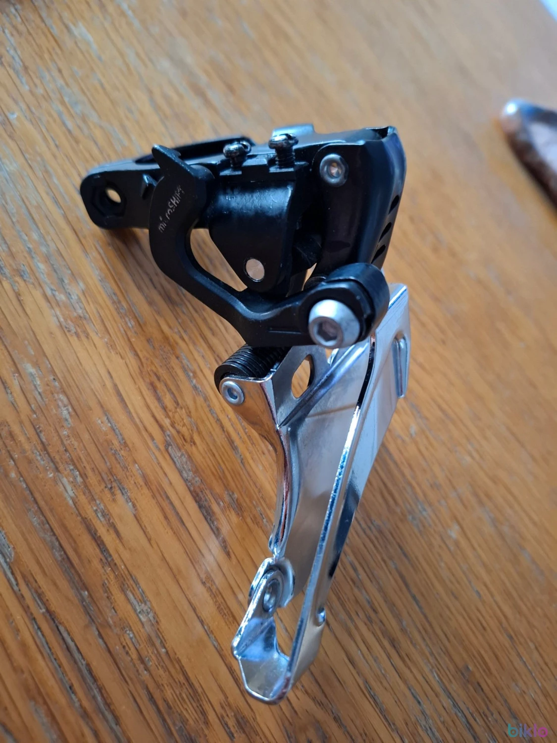 1. Schimbător față microSHIFT 2x, 36/22T, colier 34.9 mm