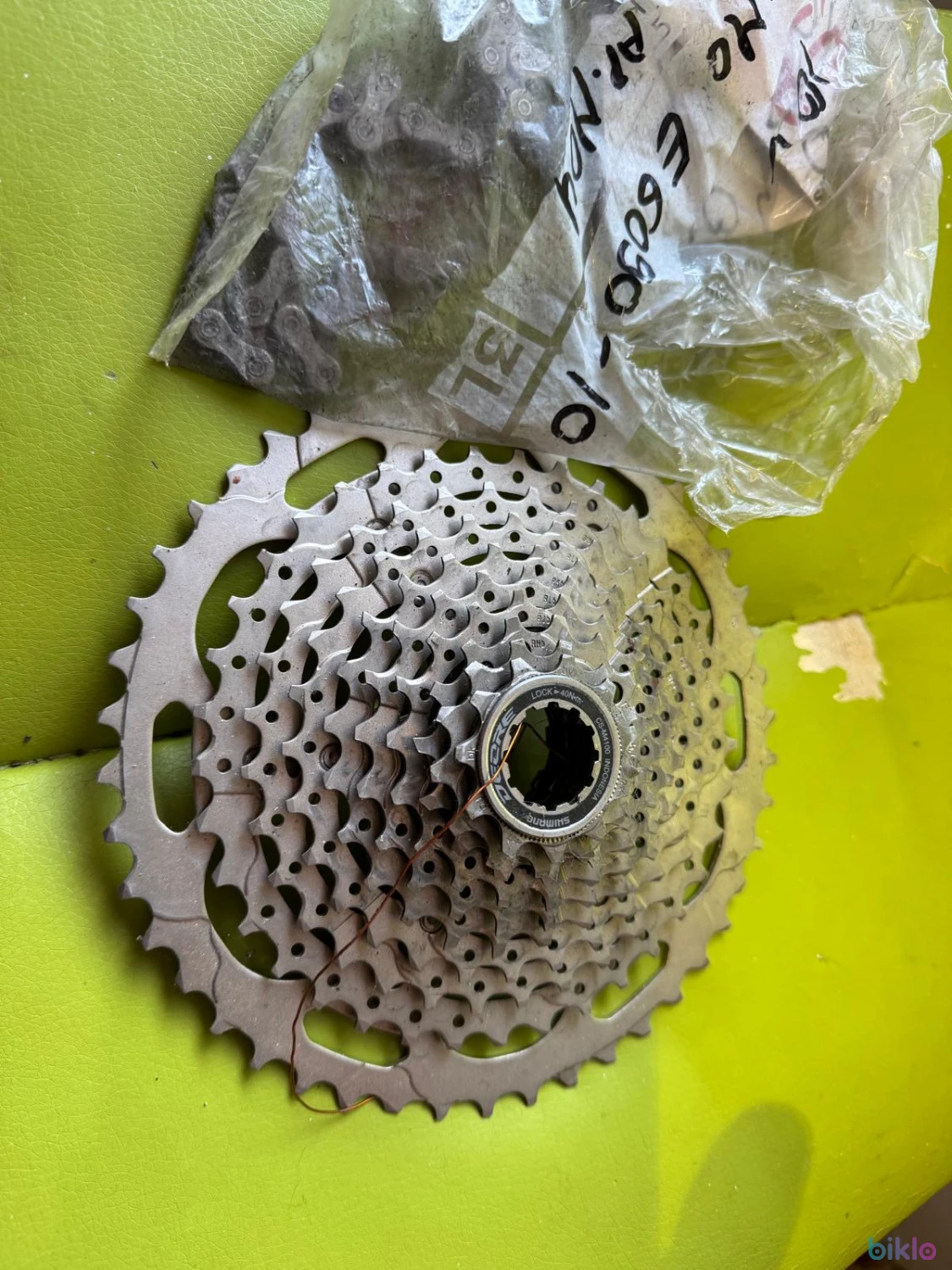 2. Casta pinioane Shimano CS-M4100 11/46 plus lant E6090 10 viteze