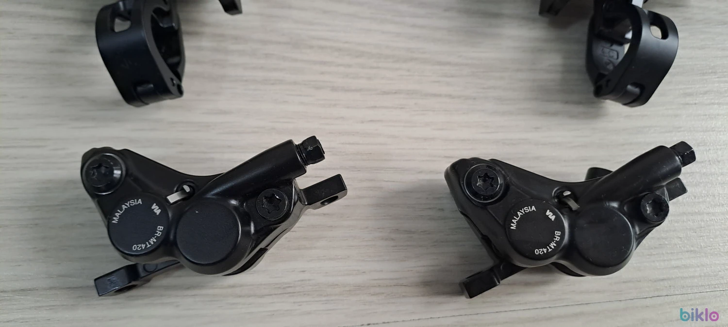 5. MANETE +ETRIERE FRANA SHIMANO DEORE BL-M4100/BR-MT420 J-KIT