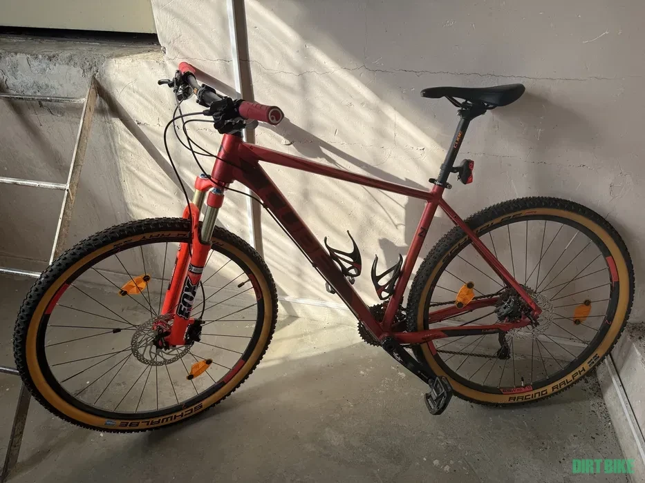 1. MTB Cube LTD SL - marime cadru 21 inch, roti 29