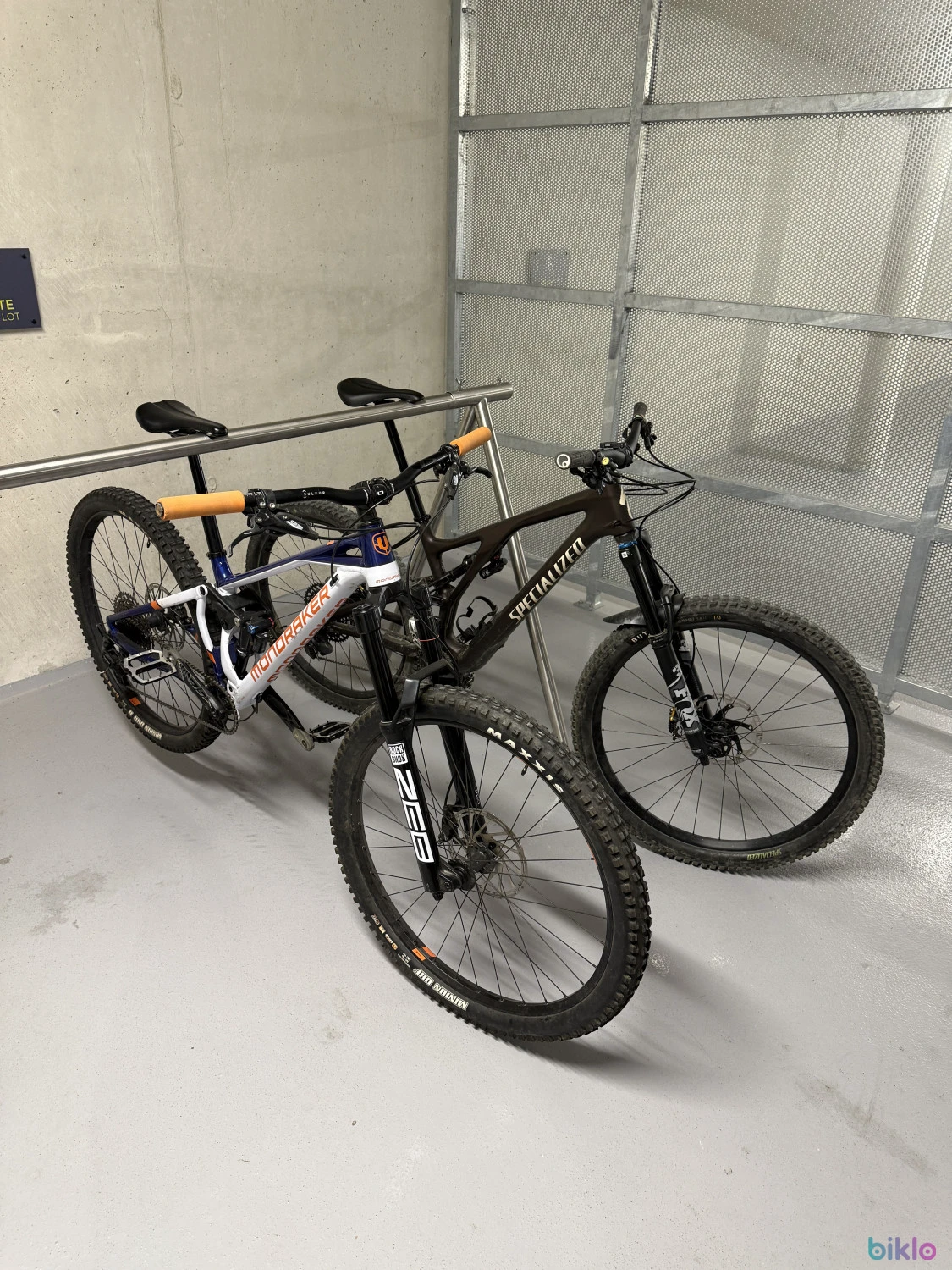 1. Mondraker Superfoxy