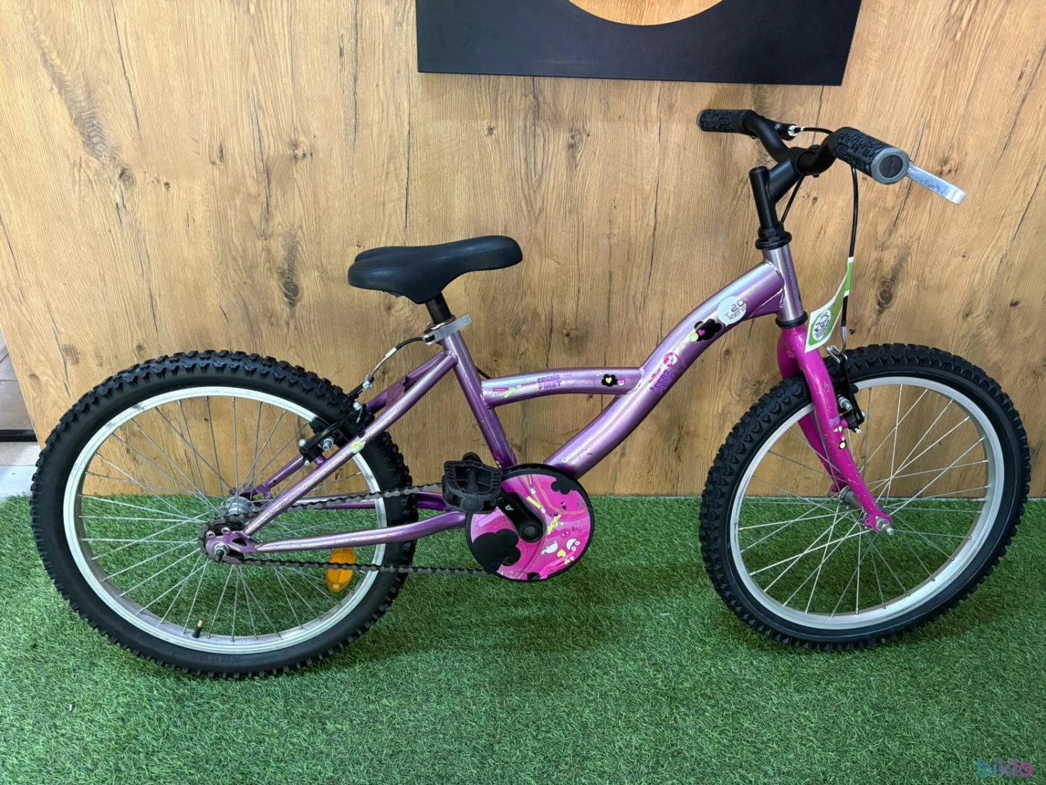 1. Bicicleta 20Teens 20''