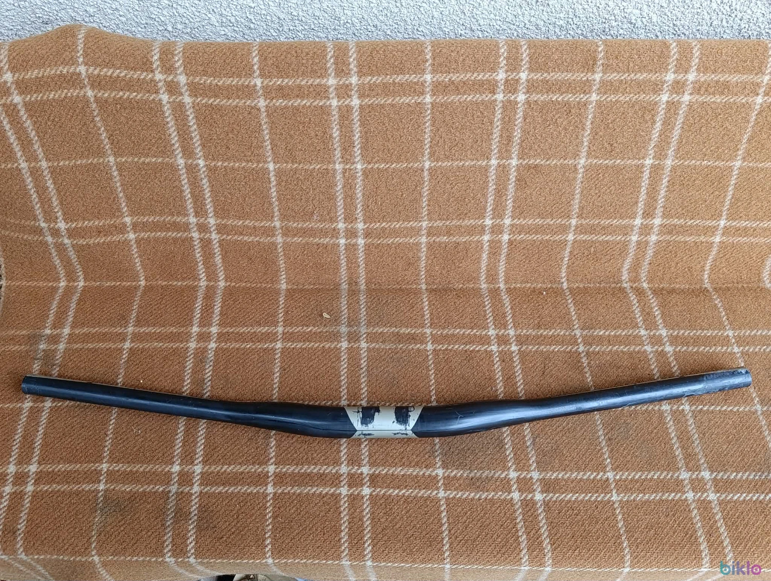 3. Ghidon Renthal fatbar carbon