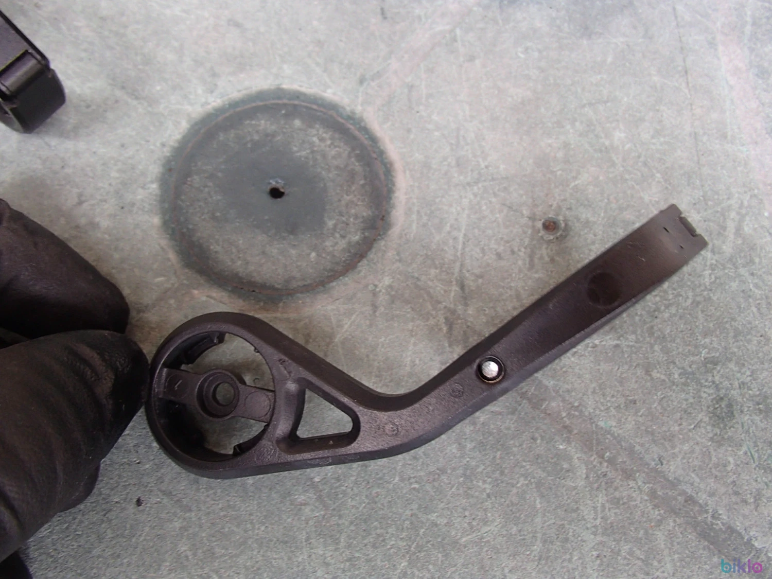 7. Suport Garmin Gidon Front Mount Edge aero