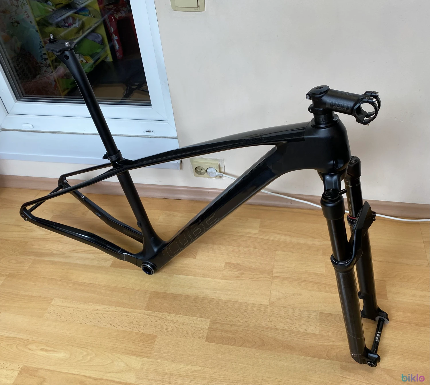 1. Cube Elite frameset C:68X SLT 965g Rockshox Sid SL 1430g