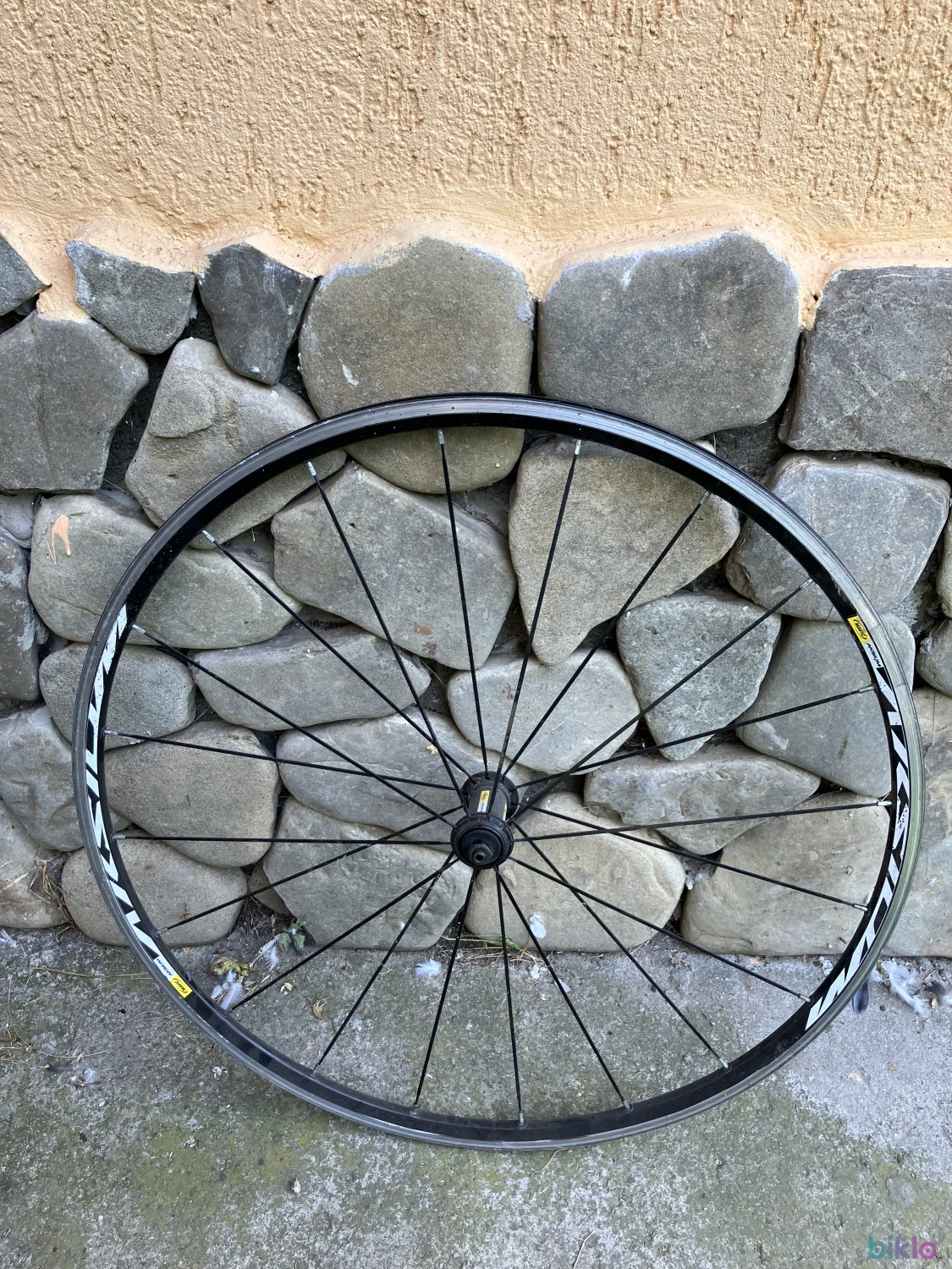 1. Mavic Aksium