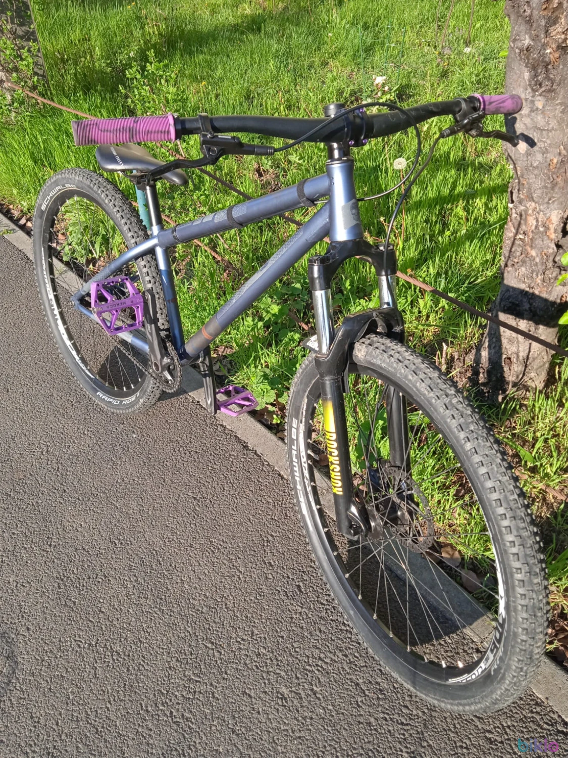 1. DIRT JUMPER OCTANE ONE 26''