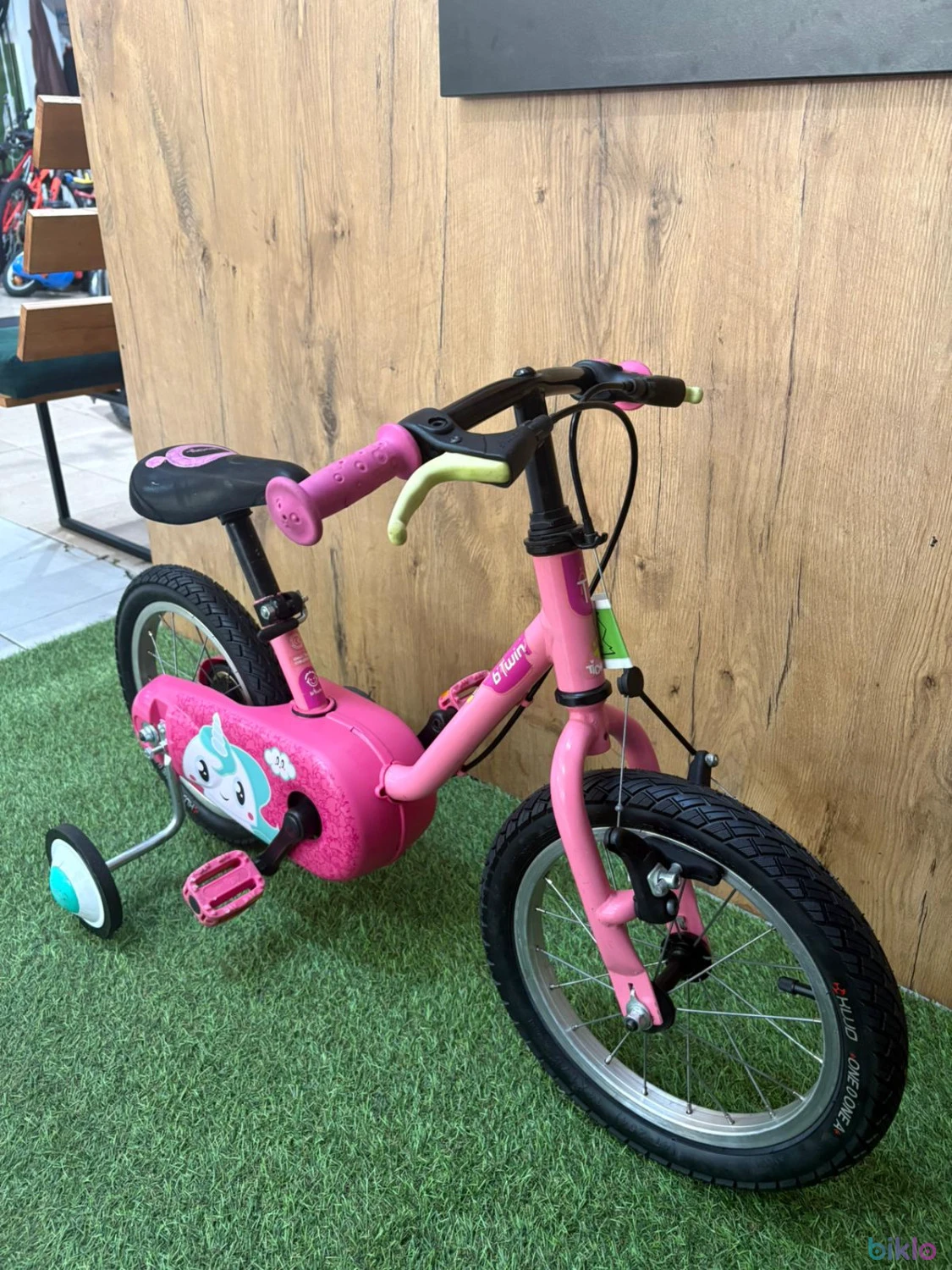 2. Bicicleta B-twin 14''