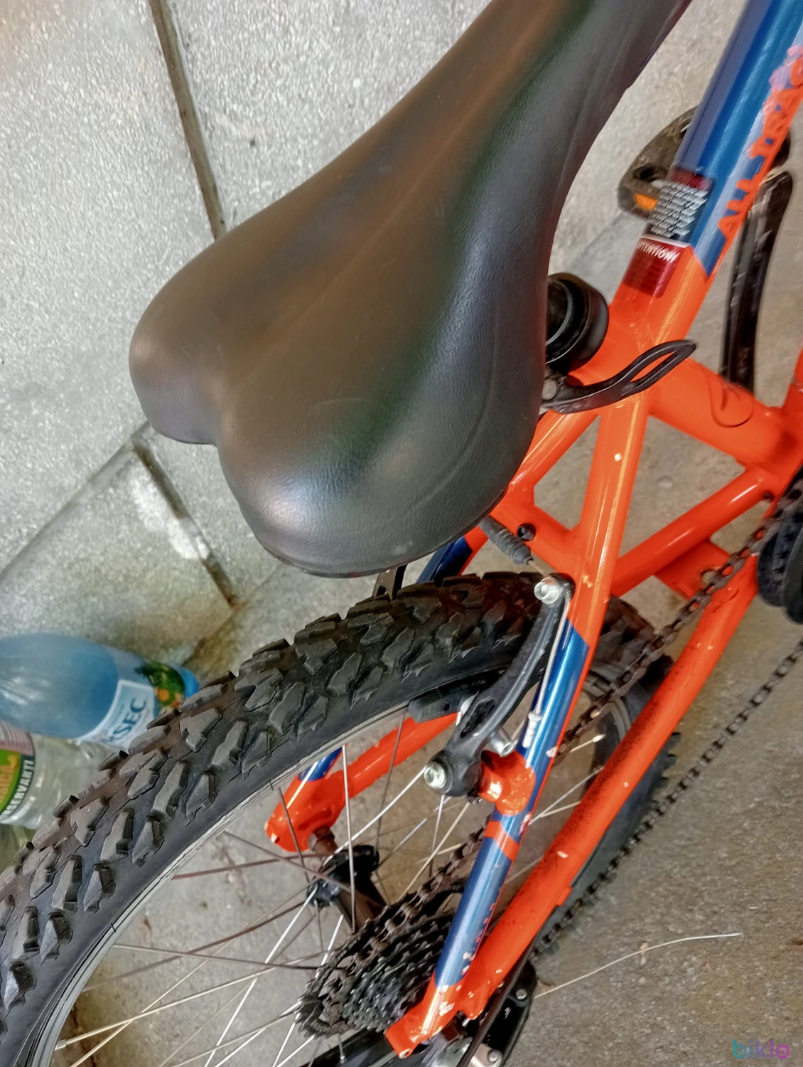 4. Mtb aluminiu cu suspensie Rossignol 7 V Shimano Altus roti 20 cadru mic 27 cm